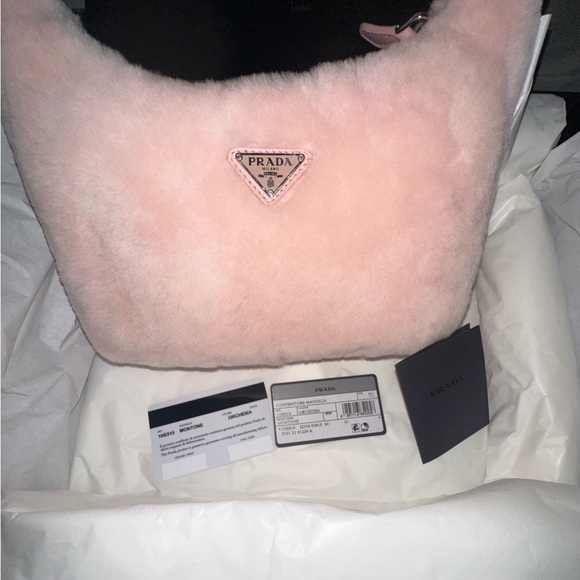 Prada Shearling 2000 re addition - Picture 7 of 9